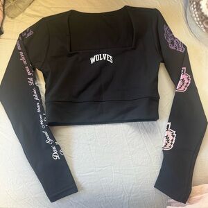Darc Sport Black and Pink Wolves Crop Top